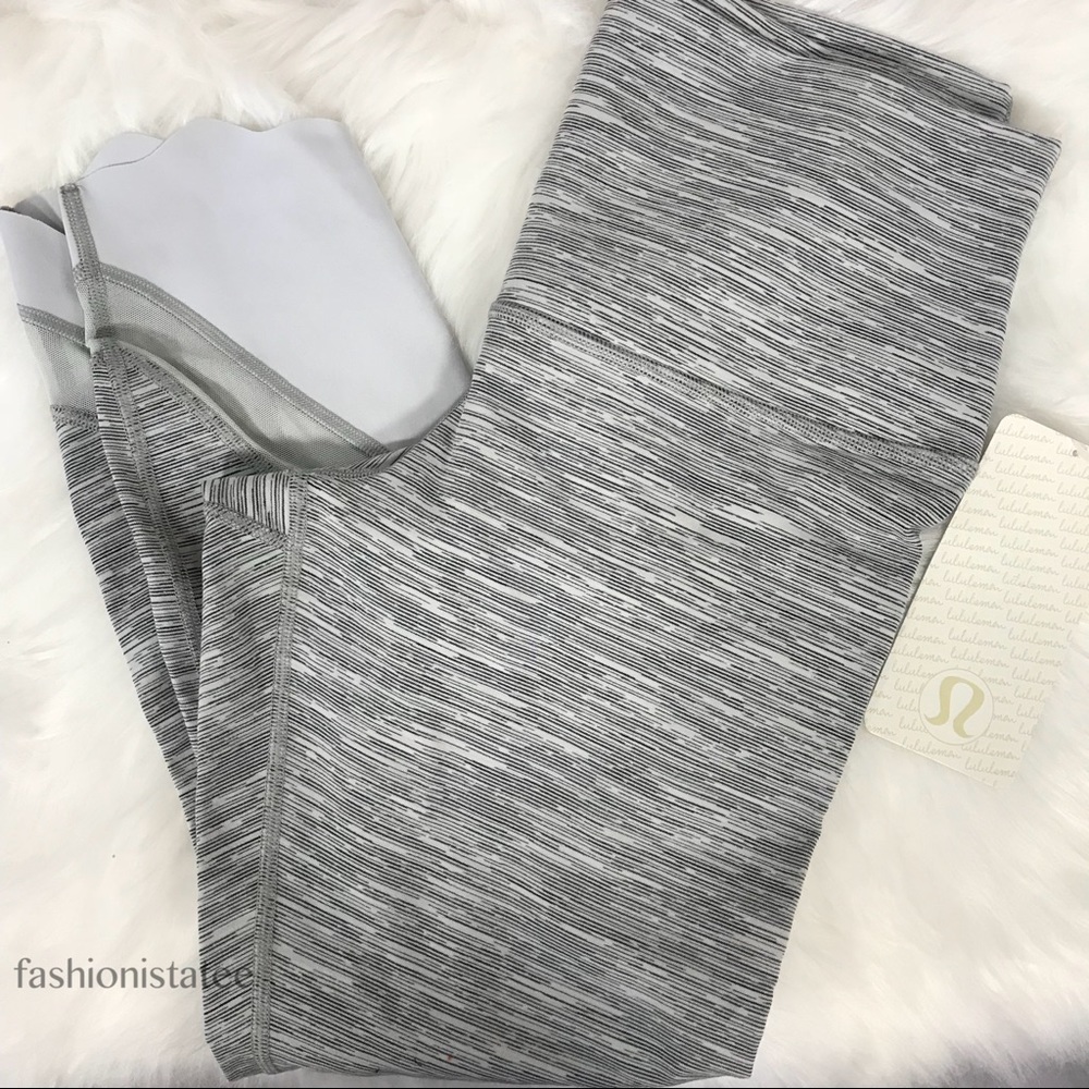 NWT LULULEMON WUNDER UNDER CROP II ROLL DOWN 10 - Picture 2 of 8